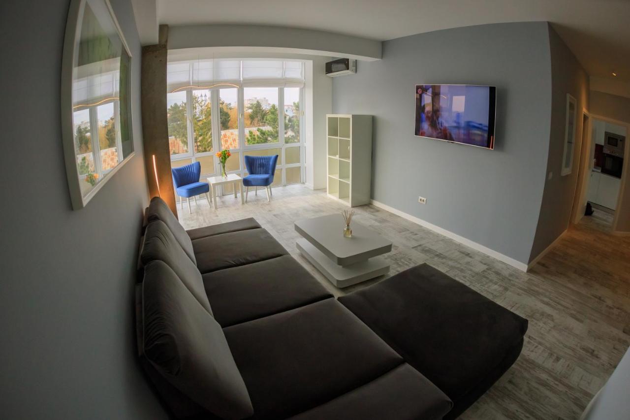 Ferienwohnung Central Bliss Suceava Exterior foto